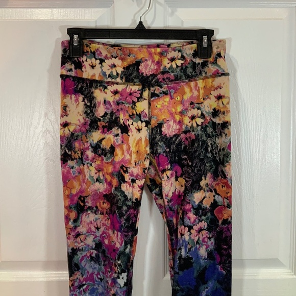 Free People Movement Idris Floral Motif Leggings Size S - Picture 3 of 11